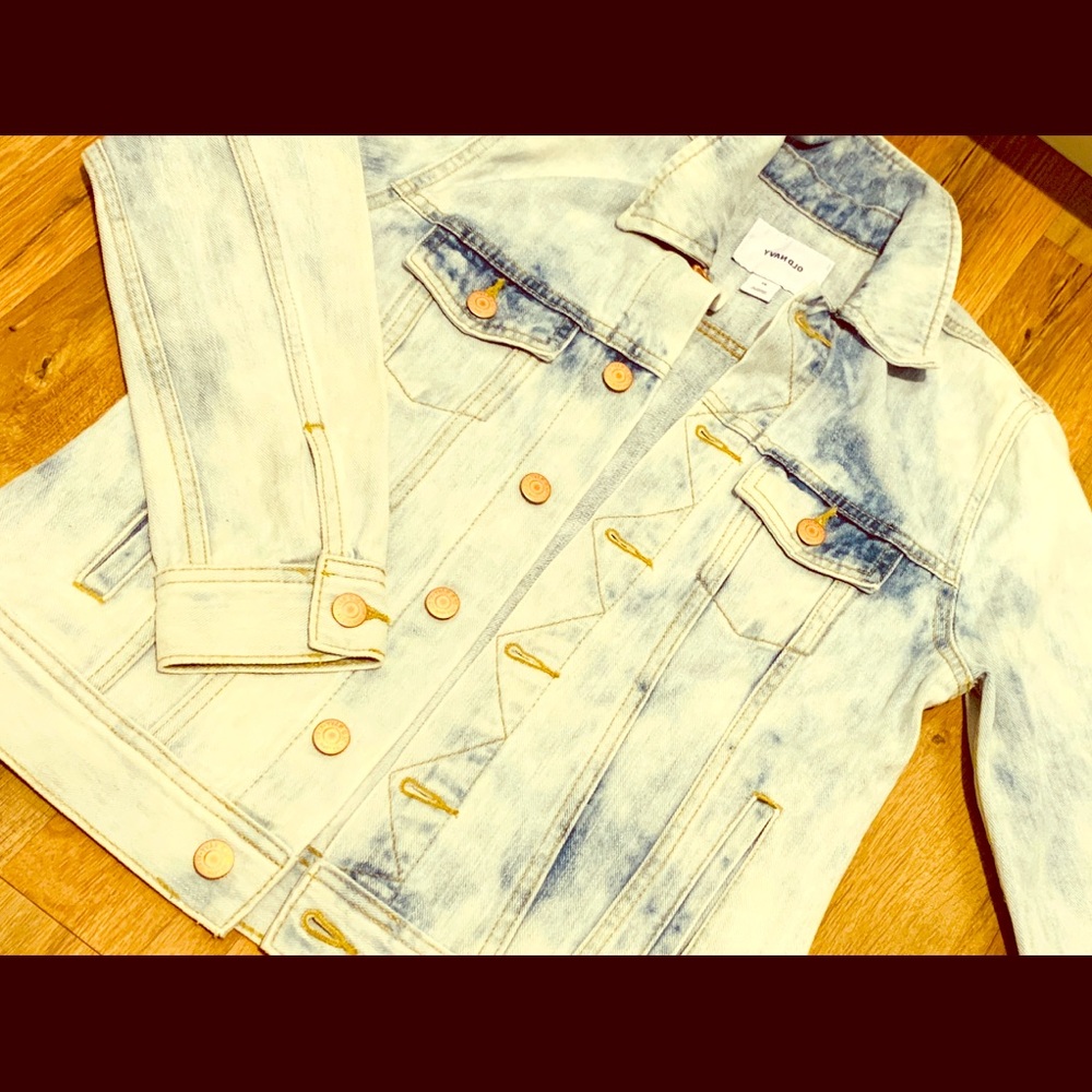 Brand New, Never Worn XS Acid-Washed Denim Jacket